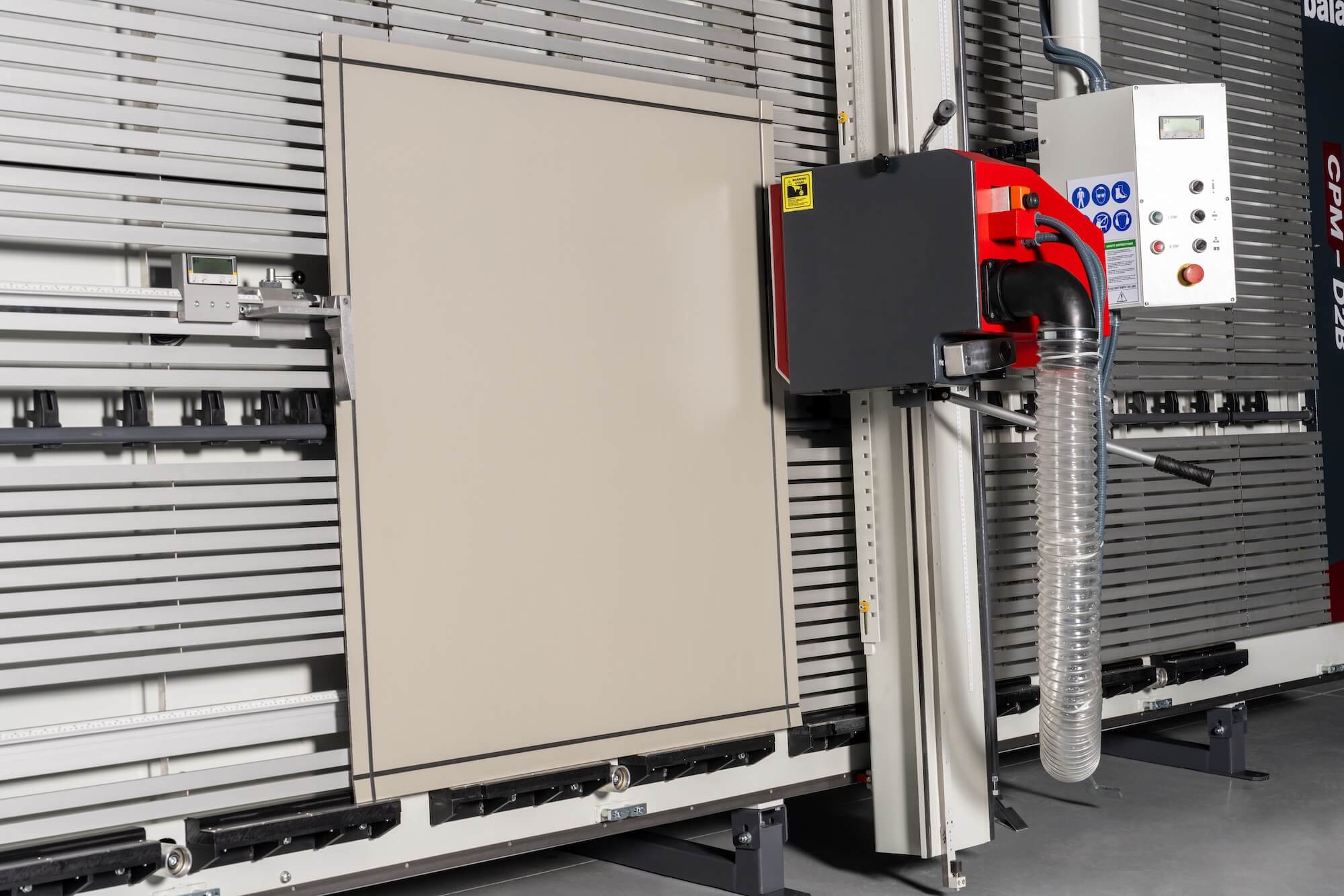Tagli + Fresature V in verticale MAKK CPM-D2B (2024) 2 Tagli + Fresature V in verticale MAKK CPM-D2B