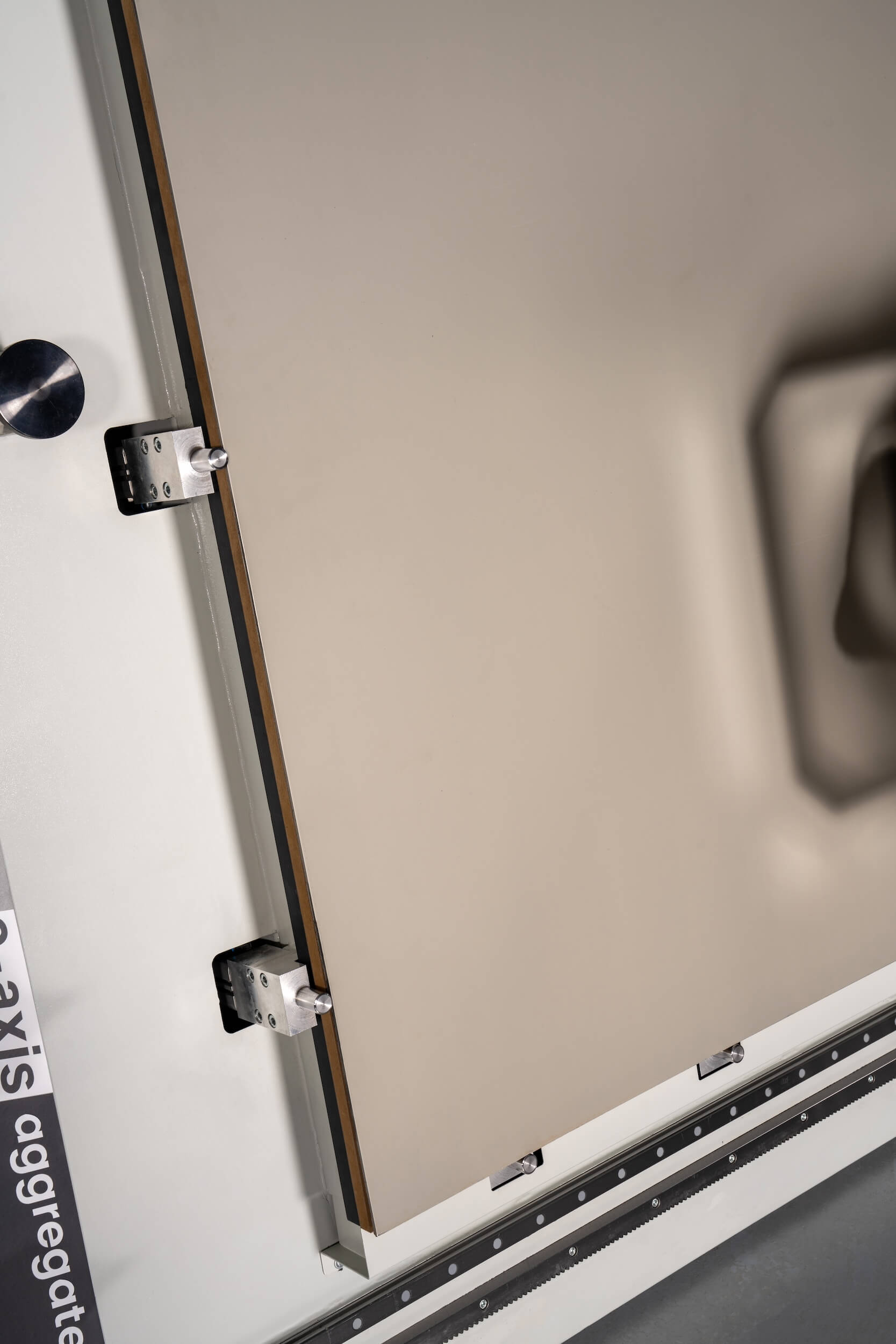 Bloccaggio limiti pannelli per Centro Lavoro CNC Verticale MAKK ALUTECH
