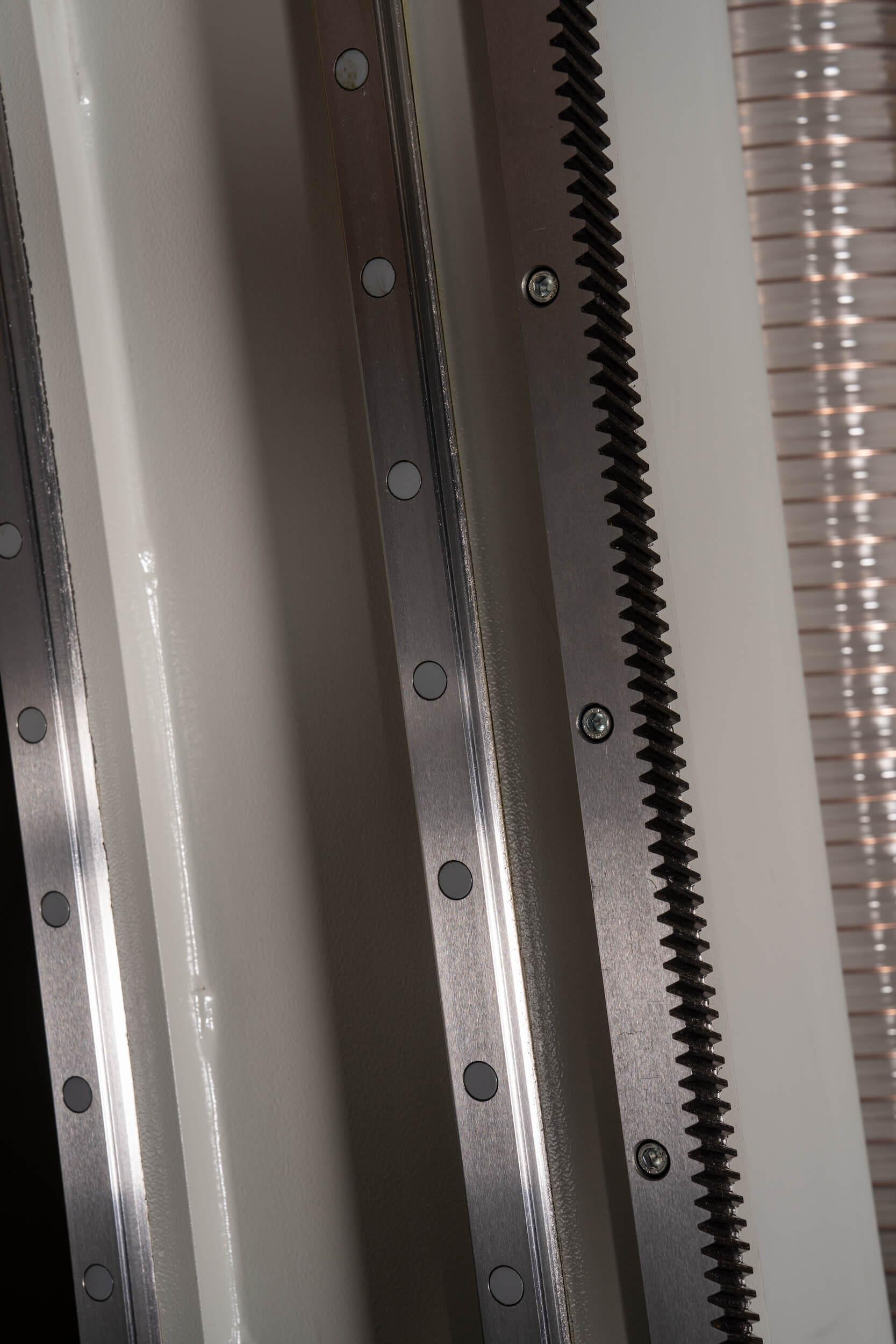 Guide verticali orizzontali Centro Lavoro CNC Verticale MAKK ALUTECH