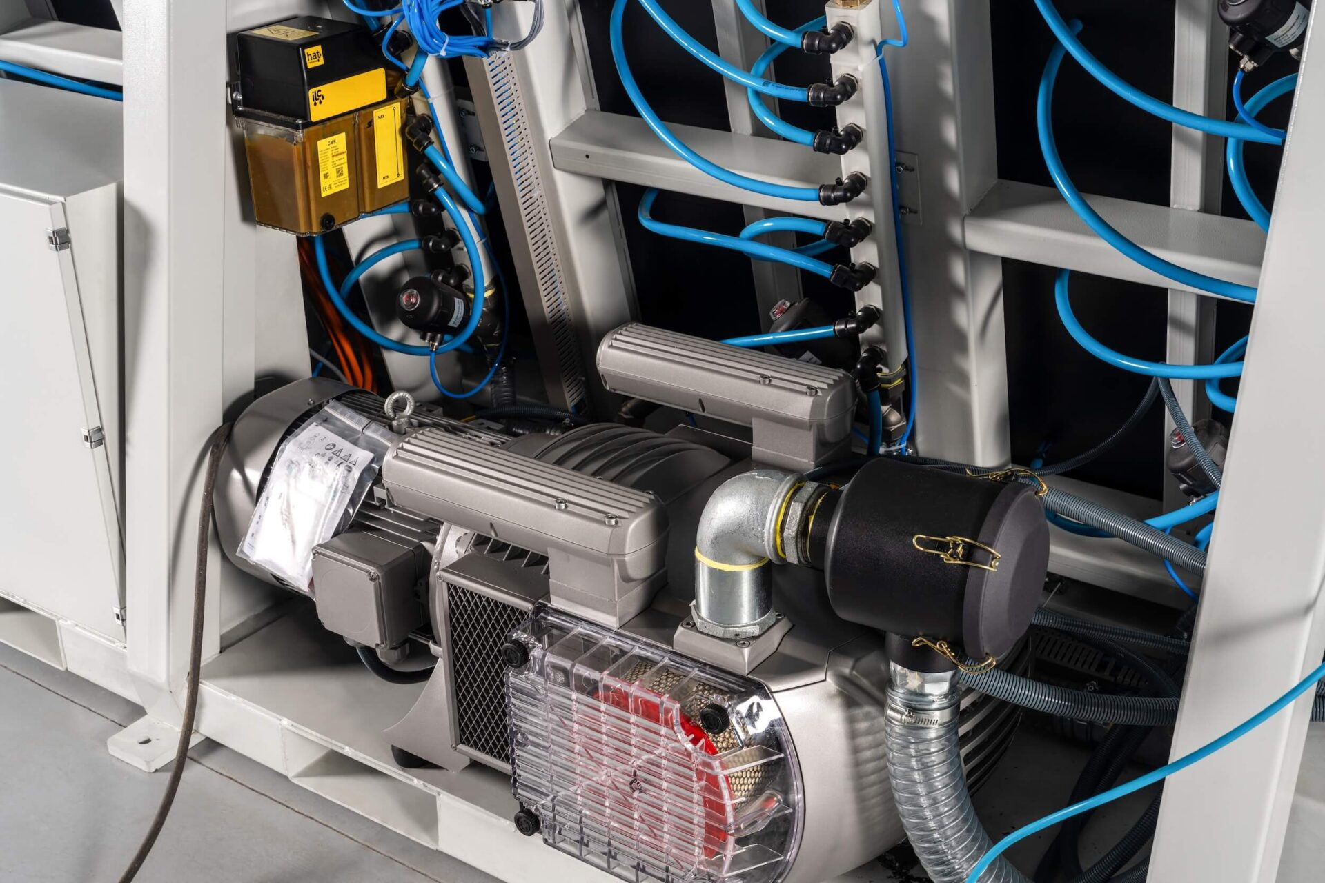 Pompa vuoto Centro Lavoro CNC Verticale MAKK ALUTECH